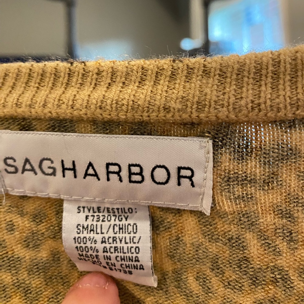 Sag harbor cheetah print button up cardigan